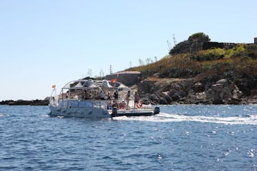 Excursión en barco de día completo a la bahía de Boka desde Kotor